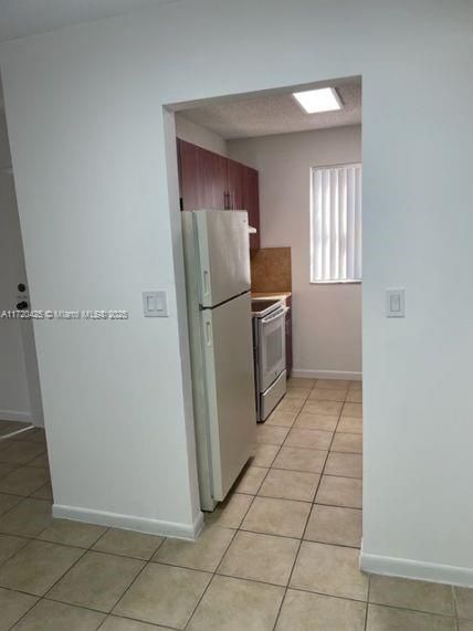 For Rent: $1,875 (1 beds, 1 baths, 678 Square Feet)