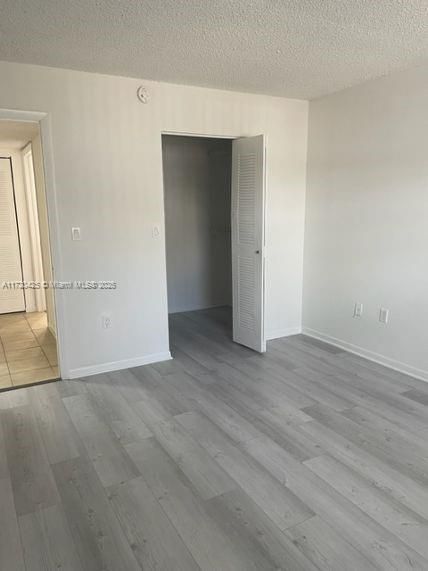 For Rent: $1,875 (1 beds, 1 baths, 678 Square Feet)