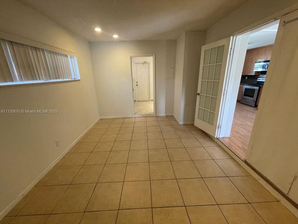 For Rent: $2,975 (3 beds, 2 baths, 1148 Square Feet)