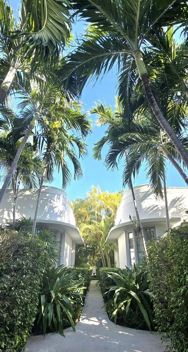 Recently Sold: $220,000 (1 beds, 1 baths, 401 Square Feet)