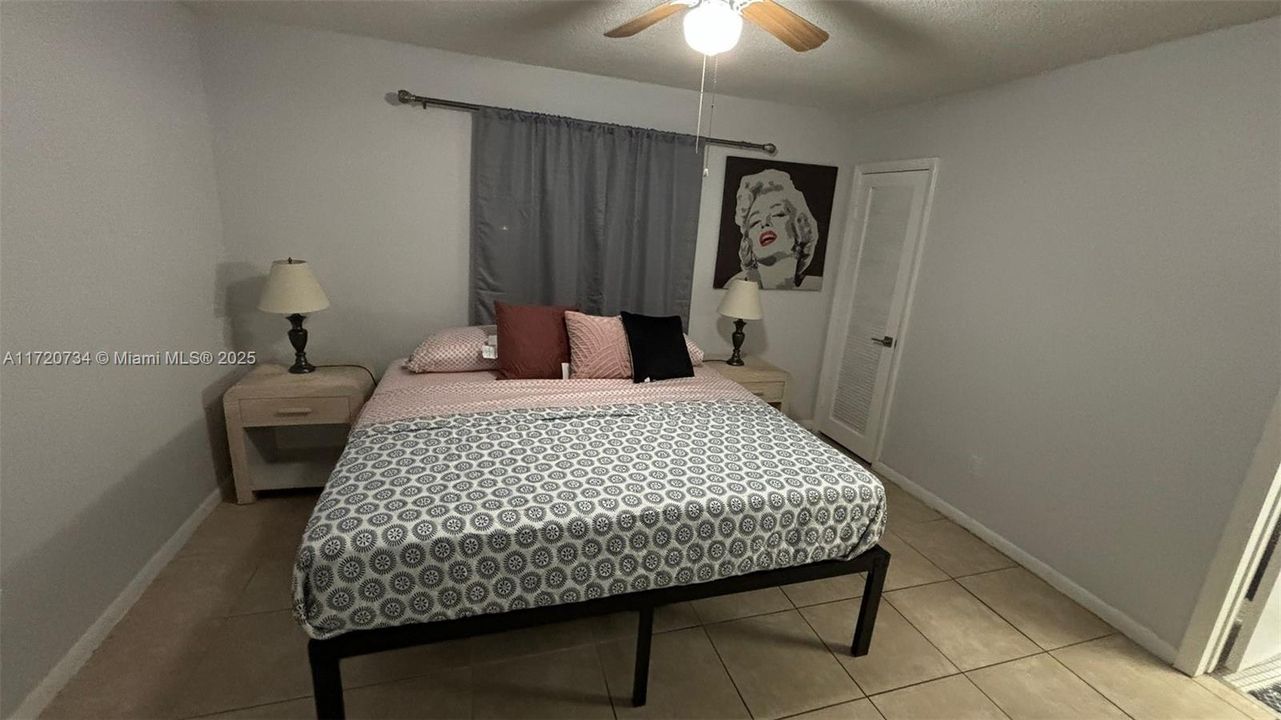 For Rent: $1,650 (1 beds, 1 baths, 646 Square Feet)