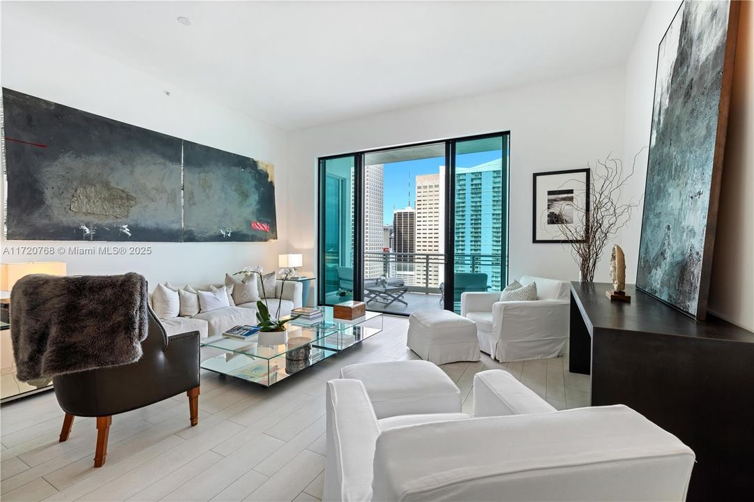 For Sale: $1,850,000 (2 beds, 2 baths, 1572 Square Feet)