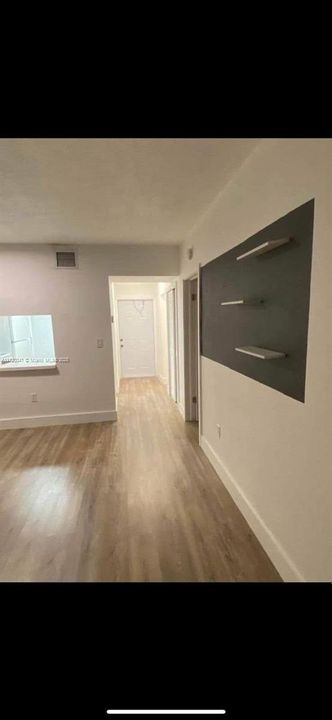 For Rent: $1,750 (1 beds, 1 baths, 800 Square Feet)