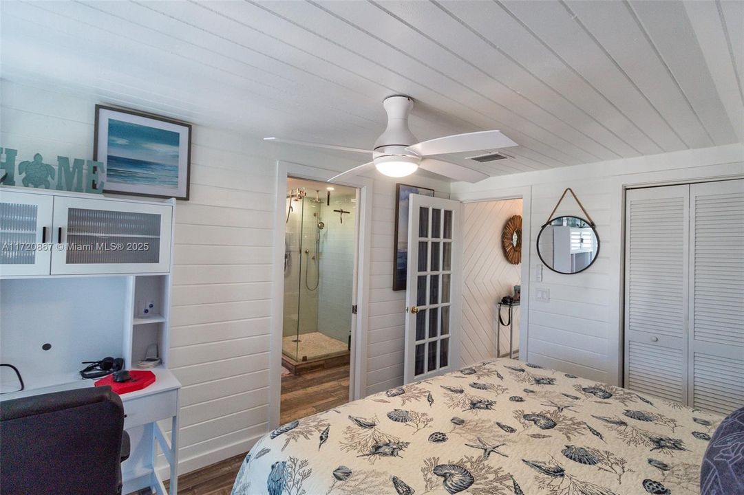 Vendido Recientemente: $2,350,000 (4 camas, 3 baños, 2252 Pies cuadrados)