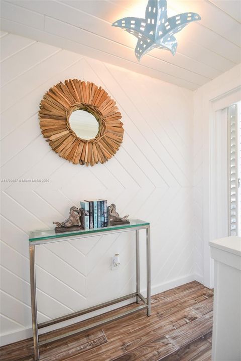 Vendido Recientemente: $2,350,000 (4 camas, 3 baños, 2252 Pies cuadrados)