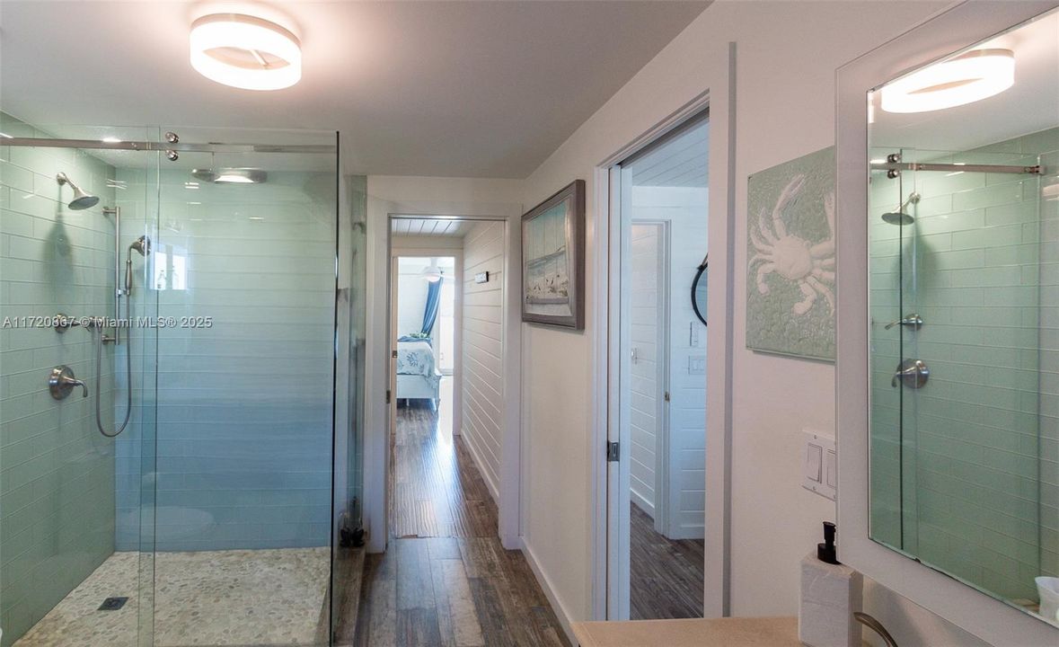 Vendido Recientemente: $2,350,000 (4 camas, 3 baños, 2252 Pies cuadrados)