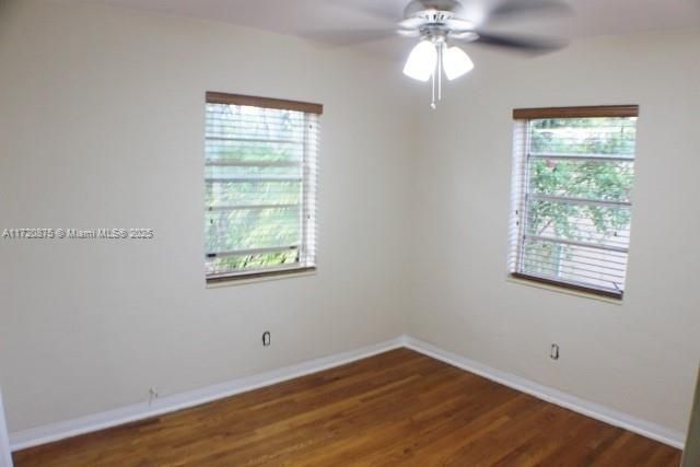 For Rent: $4,100 (3 beds, 2 baths, 1703 Square Feet)