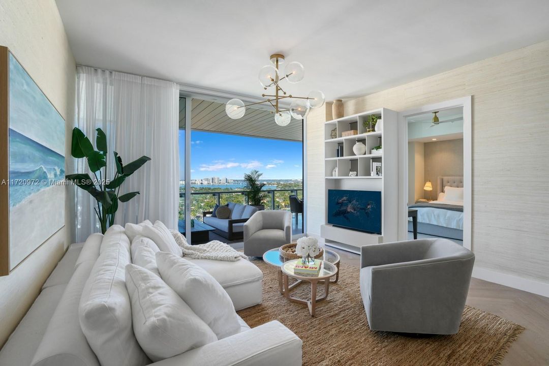 Recently Sold: $3,349,000 (2 beds, 2 baths, 1245 Square Feet)
