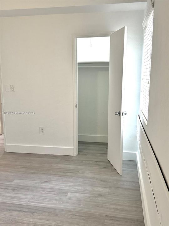 For Rent: $2,045 (2 beds, 1 baths, 700 Square Feet)