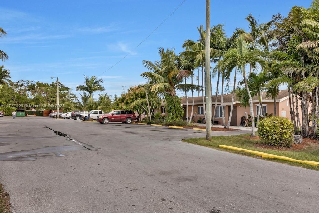 Recently Sold: $2,900,000 (0 beds, 0 baths, 0 Square Feet)