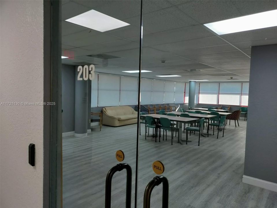 En Renta: $16,757 (0 camas, 0 baños, 0 Pies cuadrados)