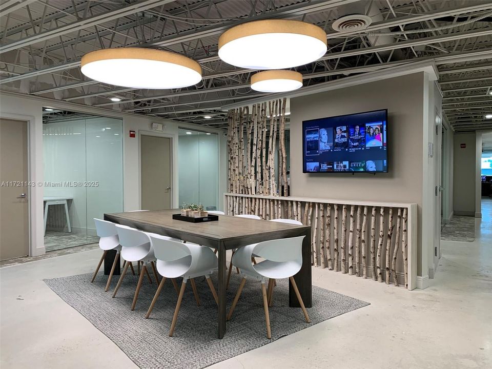 出租: $50 (0 贝兹, 0 浴室, 0 平方英尺)