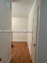 For Rent: $1,900 (1 beds, 1 baths, 5526 Square Feet)