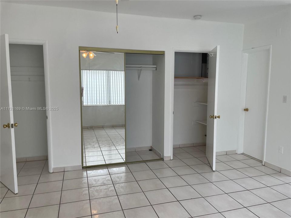 For Rent: $1,500 (0 beds, 1 baths, 394 Square Feet)