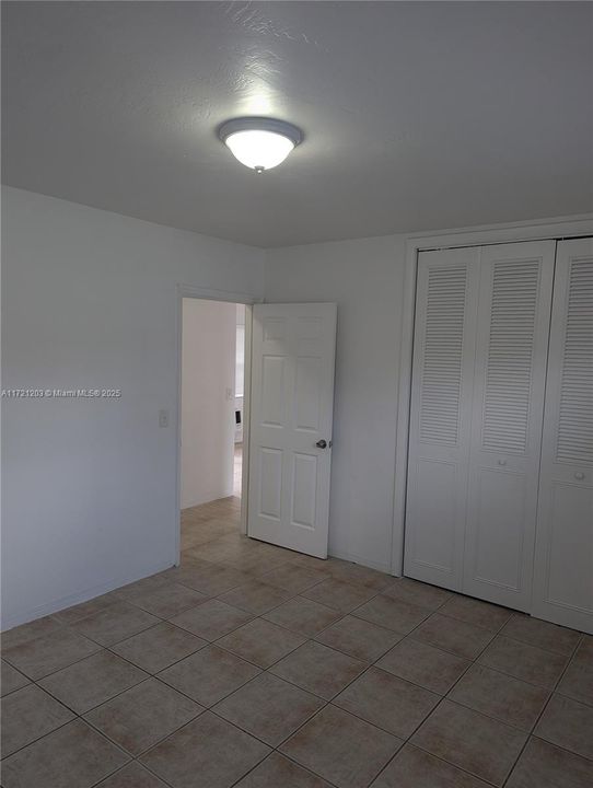 For Rent: $1,600 (1 beds, 1 baths, 2869 Square Feet)