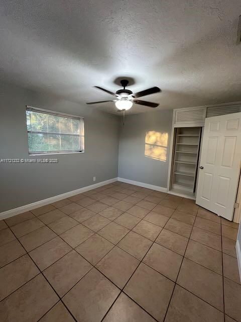 For Rent: $3,000 (3 beds, 2 baths, 1562 Square Feet)