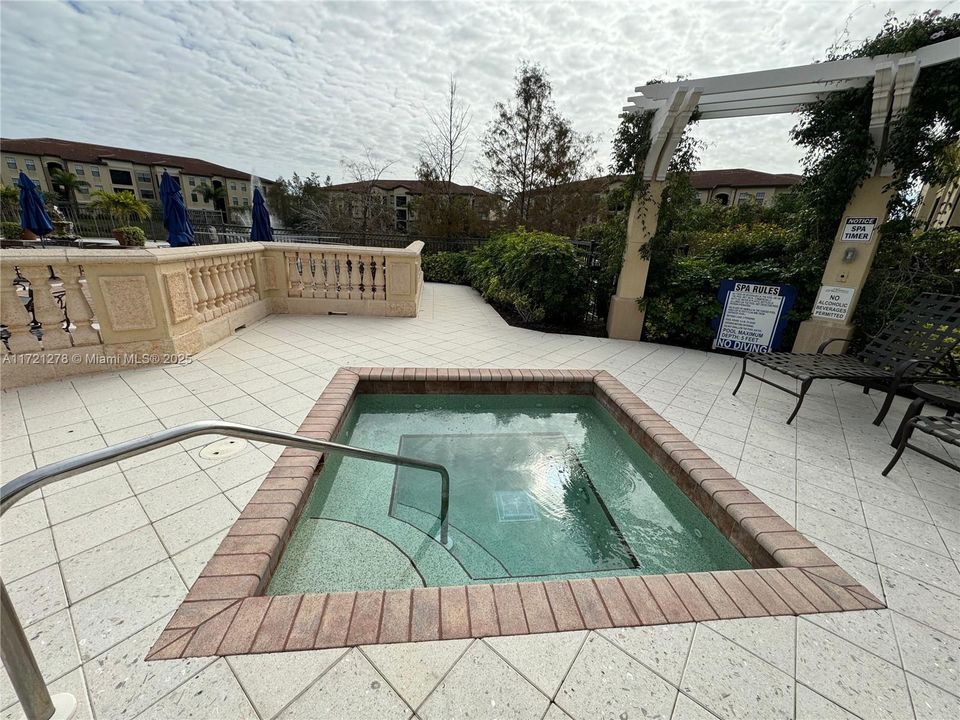 Recientemente alquilado: $2,600 (3 camas, 2 baños, 0 Pies cuadrados)