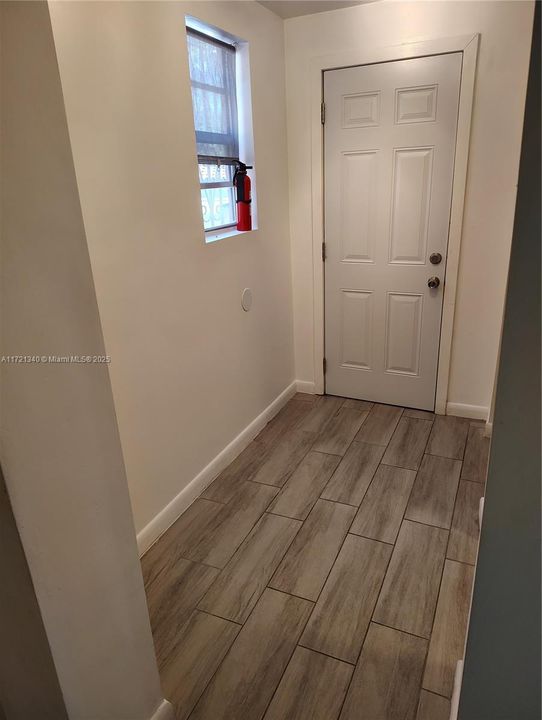 For Rent: $4,400 (3 beds, 2 baths, 1322 Square Feet)