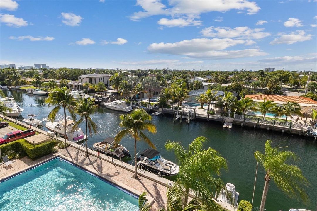 From Balcony INTRACOASTAL view