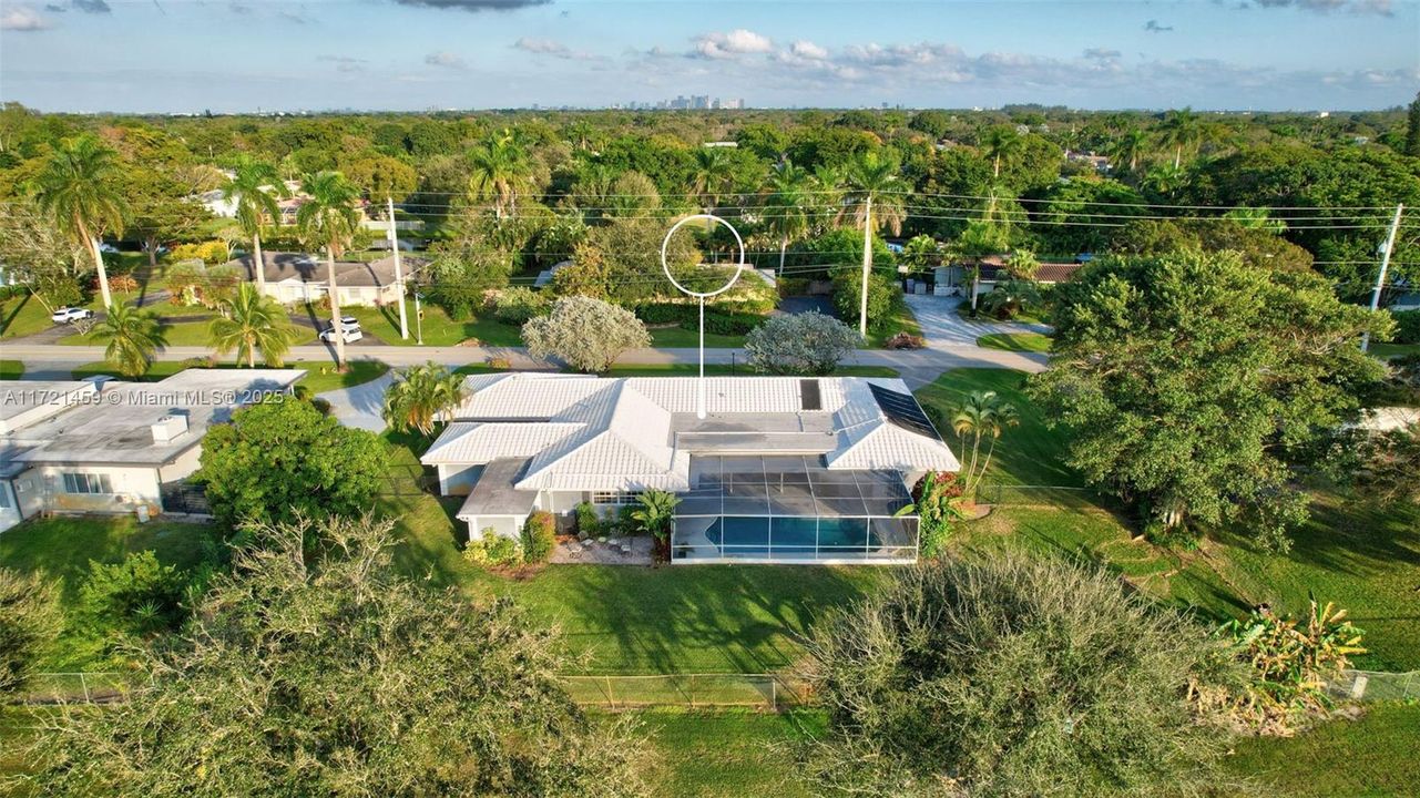 Sprawling estate style home with plenty of separation from the neighbors