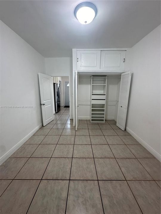 For Rent: $3,500 (3 beds, 2 baths, 1272 Square Feet)