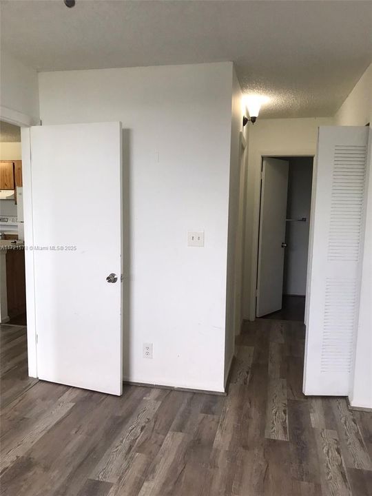 На продажу: $144,500 (1 спален, 1 ванн, 619 Квадратных фут)