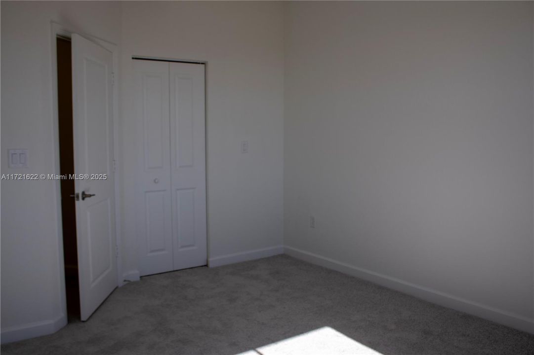 For Rent: $2,700 (3 beds, 2 baths, 0 Square Feet)