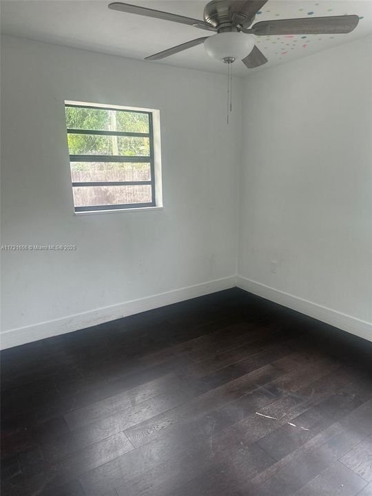 For Rent: $2,900 (4 beds, 2 baths, 1794 Square Feet)