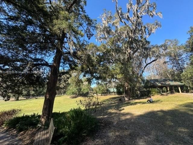 Recently Rented: $2,150 (3 beds, 2 baths, 2073 Square Feet)