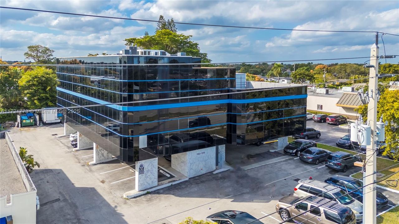 Недавно продано: $2,200,000 (0 спален, 0 ванн, 0 Квадратных фут)