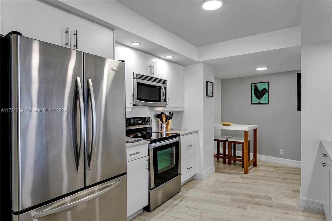 Activo con contrato: $8,500 (2 camas, 2 baños, 1468 Pies cuadrados)