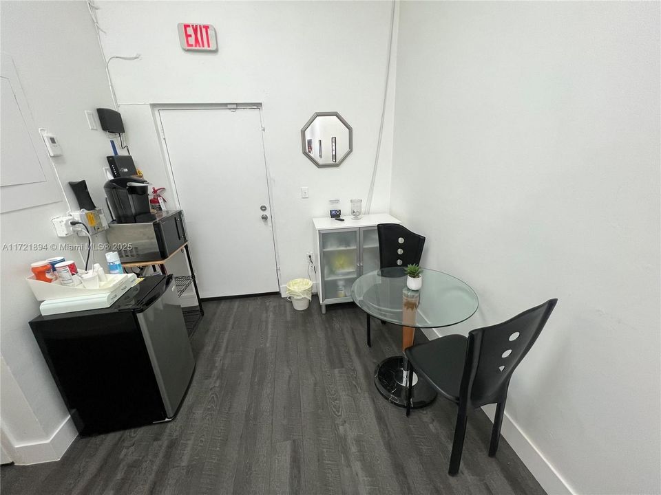 最近租的: $450 (0 贝兹, 0 浴室, 0 平方英尺)