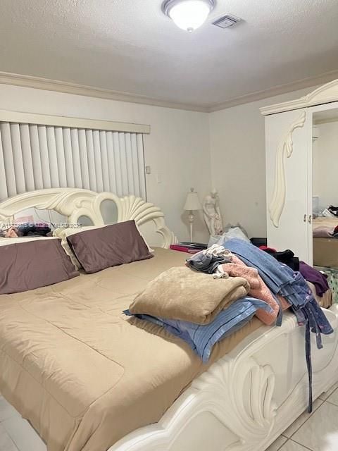 1 Bedroom with ample closets