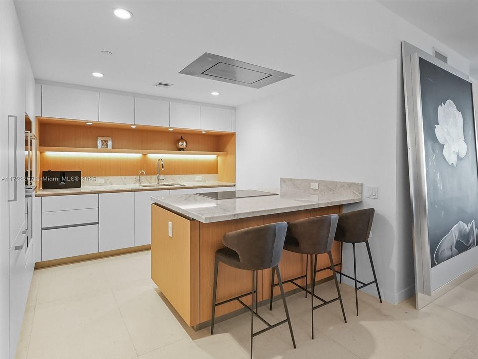 For Sale: $3,499,000 (3 beds, 3 baths, 2241 Square Feet)