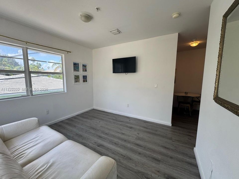 En Venta: $215,000 (1 camas, 1 baños, 450 Pies cuadrados)