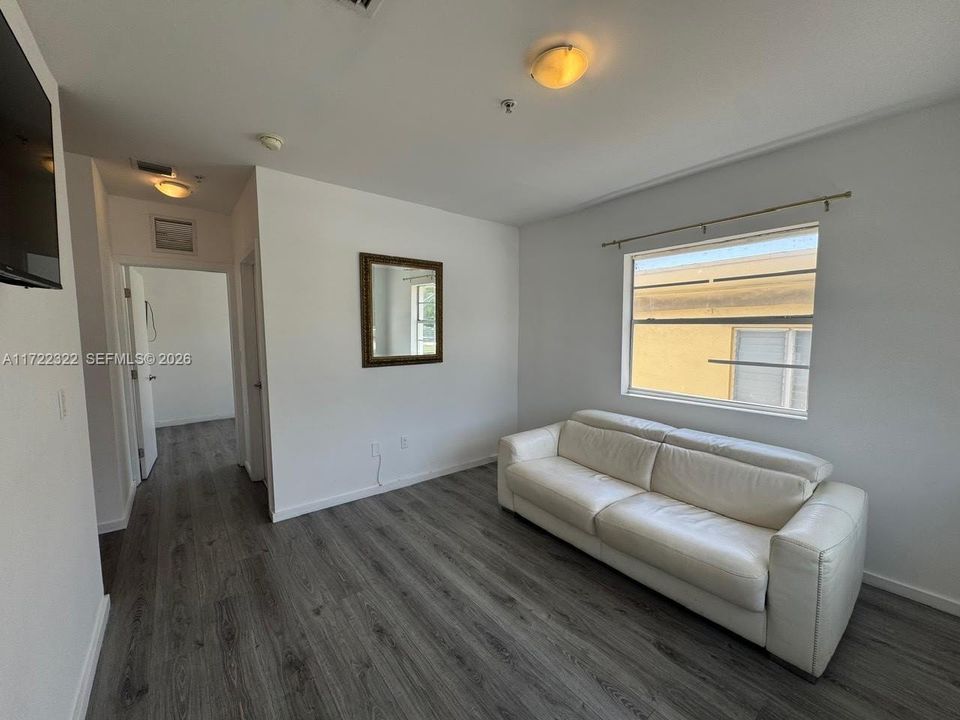 En Venta: $215,000 (1 camas, 1 baños, 450 Pies cuadrados)