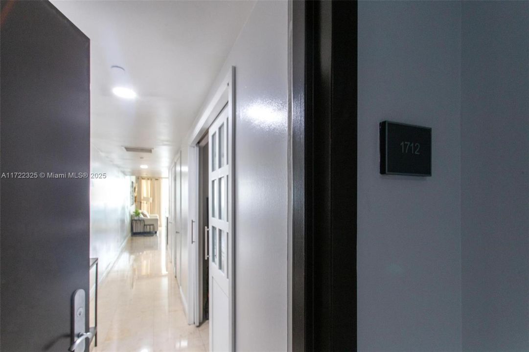 待售: $730,000 (1 贝兹, 1 浴室, 844 平方英尺)