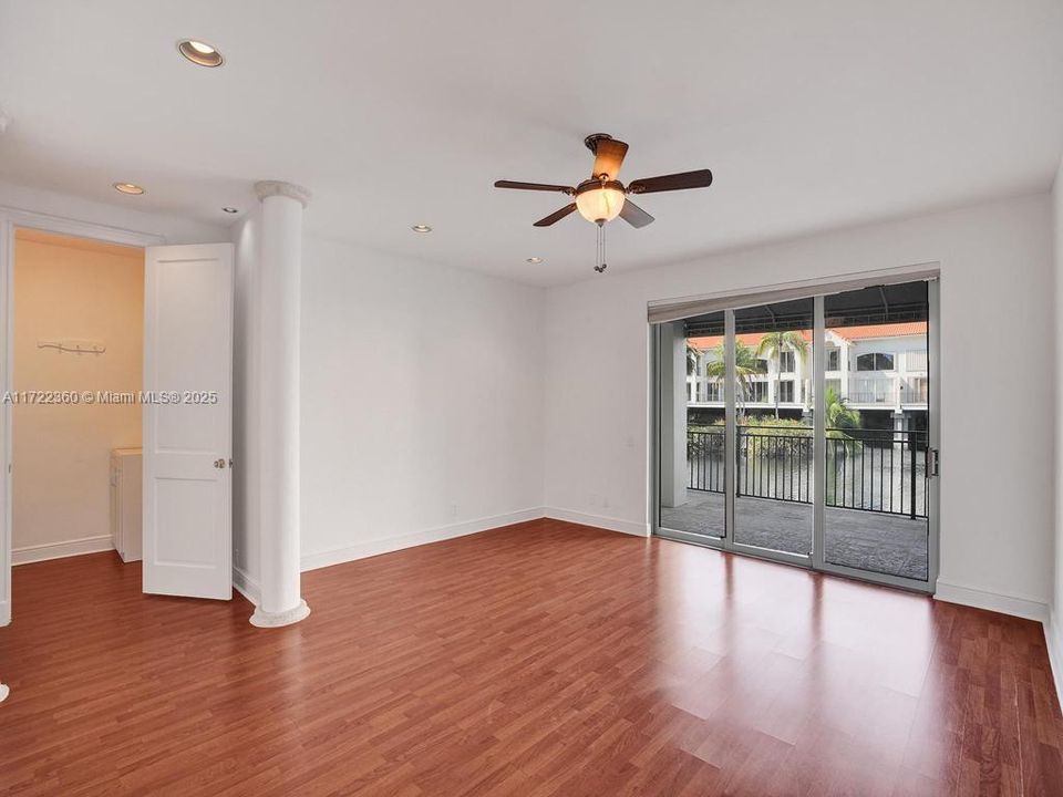 Active With Contract: $8,500 (3 beds, 4 baths, 2815 Square Feet)