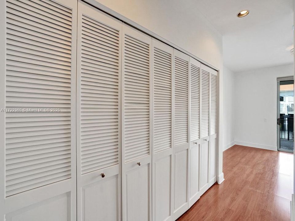 Active With Contract: $8,500 (3 beds, 4 baths, 2815 Square Feet)