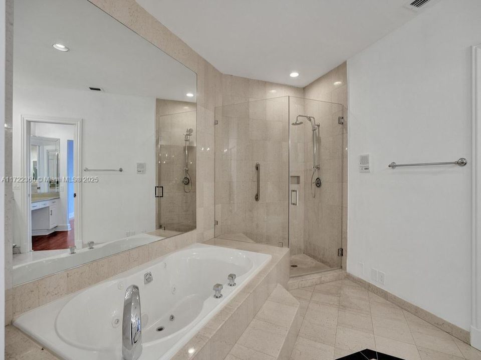 Active With Contract: $8,500 (3 beds, 4 baths, 2815 Square Feet)