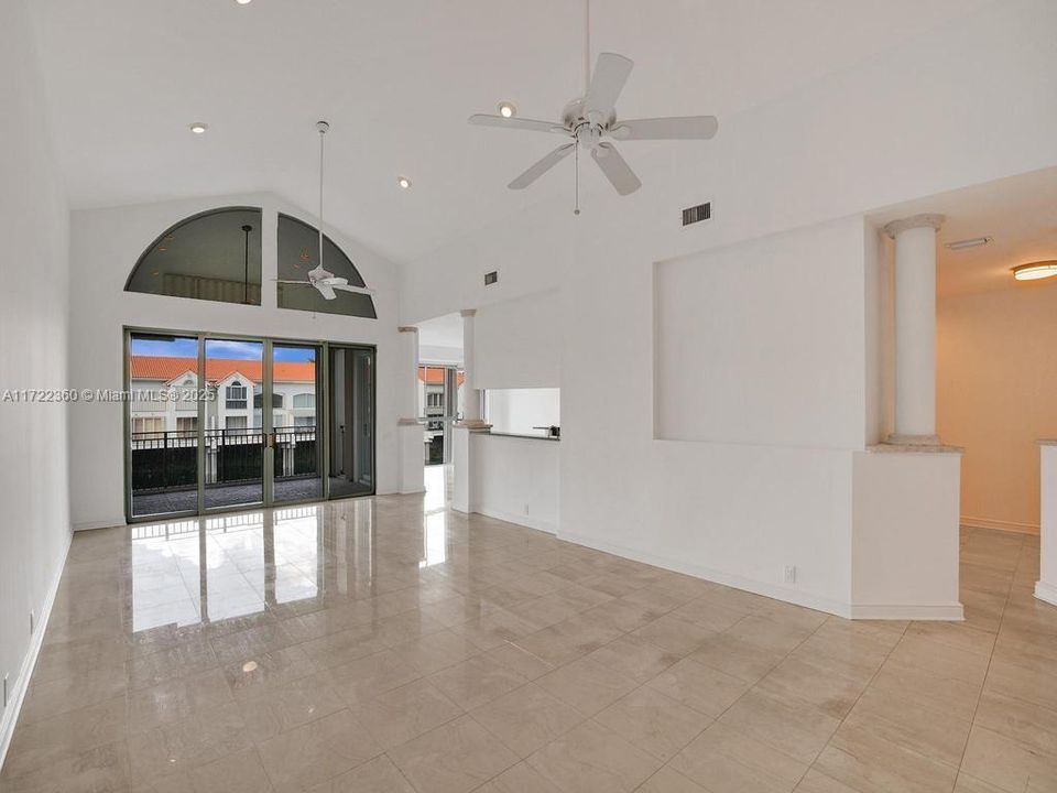 Active With Contract: $8,500 (3 beds, 4 baths, 2815 Square Feet)