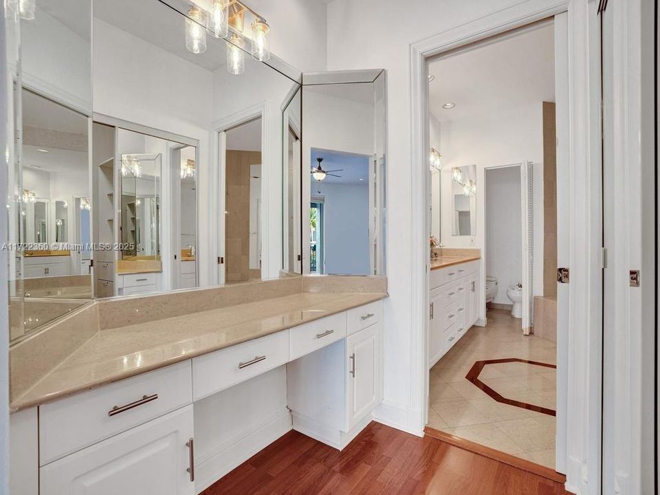 Active With Contract: $8,500 (3 beds, 4 baths, 2815 Square Feet)