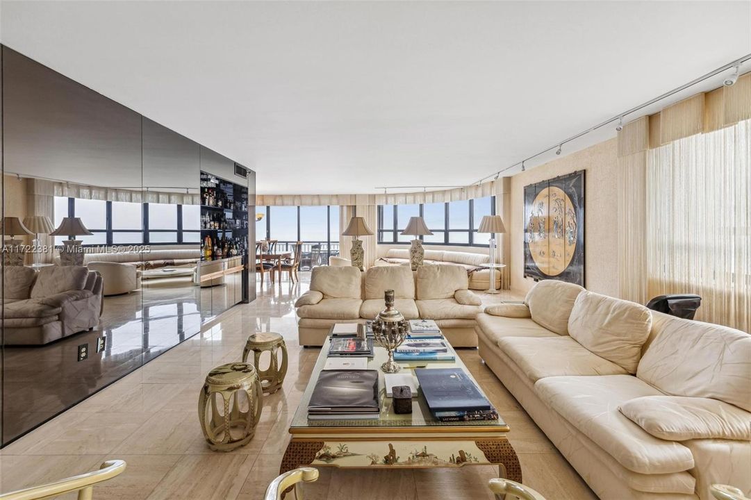 For Sale: $3,800,000 (3 beds, 2 baths, 2353 Square Feet)