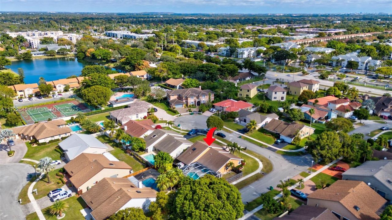 Recently Sold: $603,000 (3 beds, 2 baths, 2071 Square Feet)