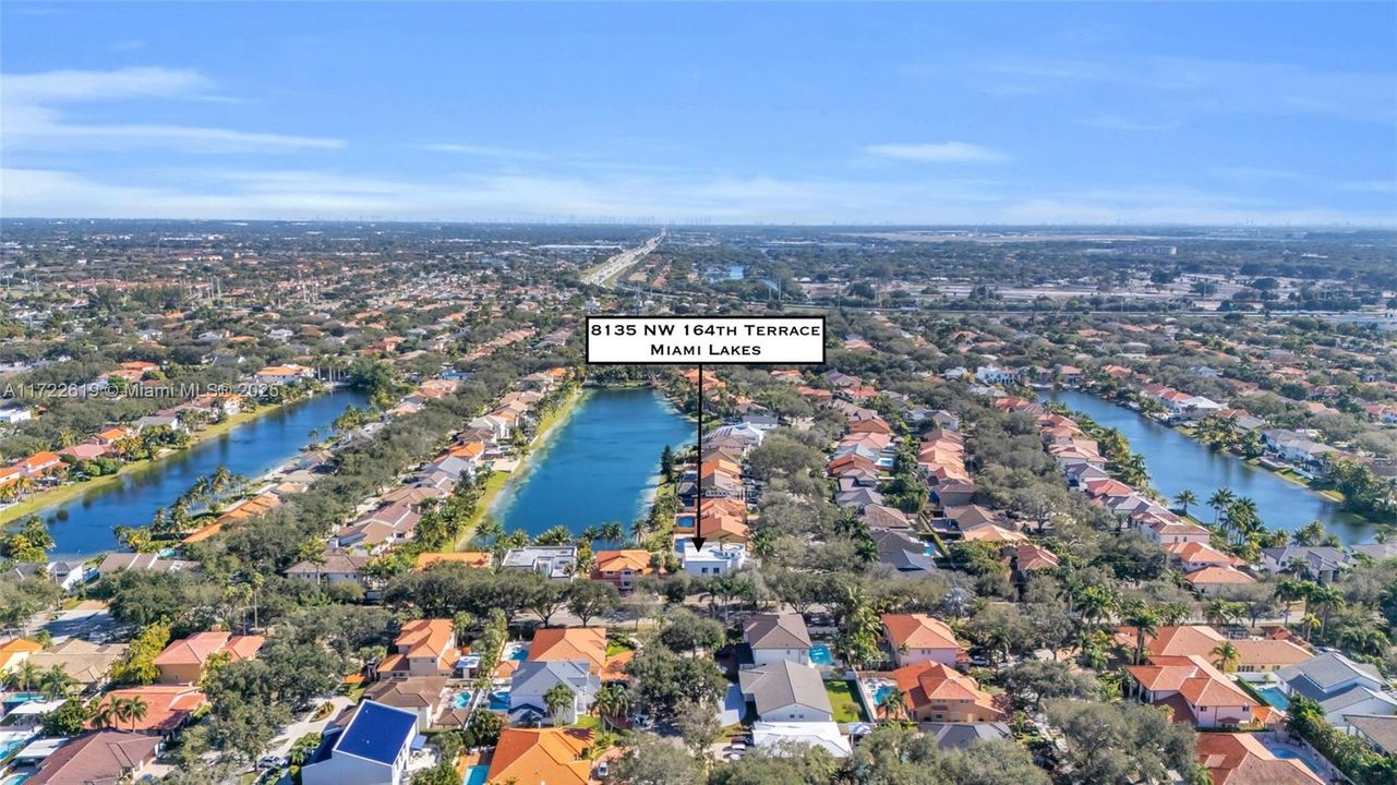 На продажу: $1,399,900 (5 спален, 5 ванн, 3544 Квадратных фут)