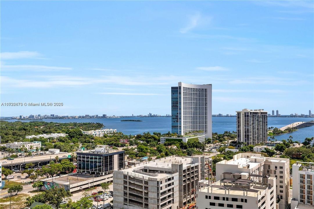 最近租的: $4,250 (1 贝兹, 1 浴室, 713 平方英尺)