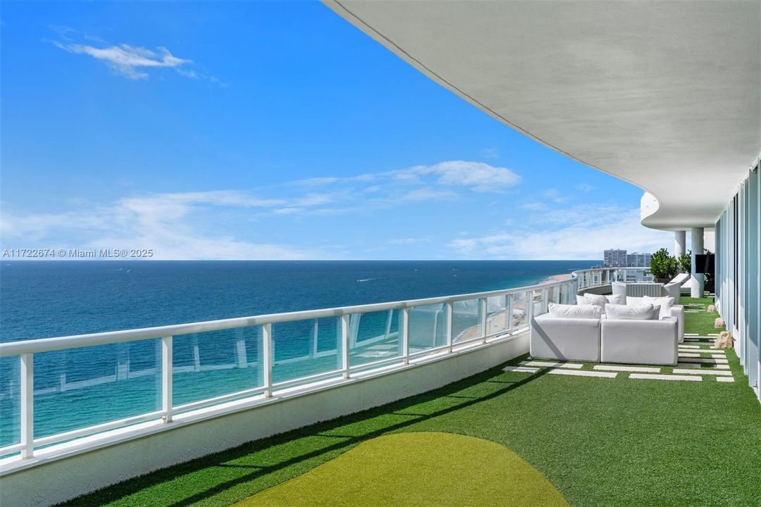 待售: $12,995,000 (4 贝兹, 5 浴室, 7031 平方英尺)