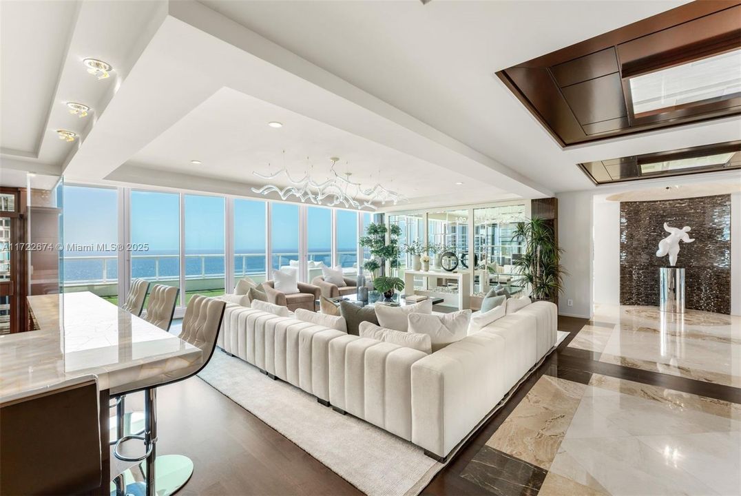 待售: $12,995,000 (4 贝兹, 5 浴室, 7031 平方英尺)