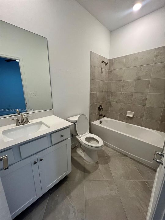 En Renta: $2,500 (4 camas, 3 baños, 0 Pies cuadrados)