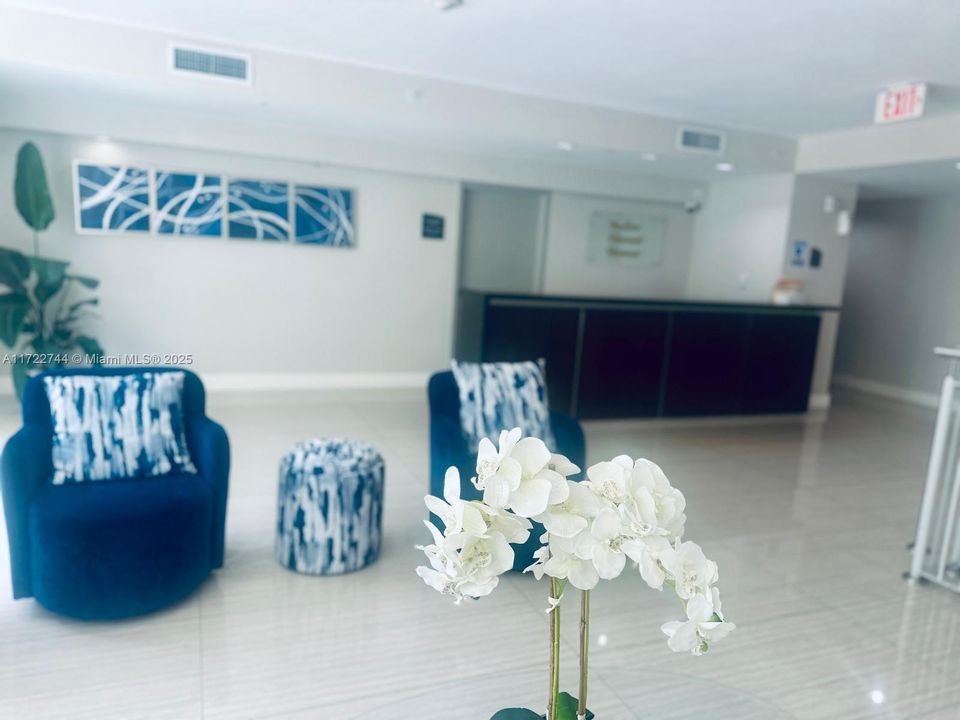 Vendido Recientemente: $325,000 (1 camas, 1 baños, 663 Pies cuadrados)